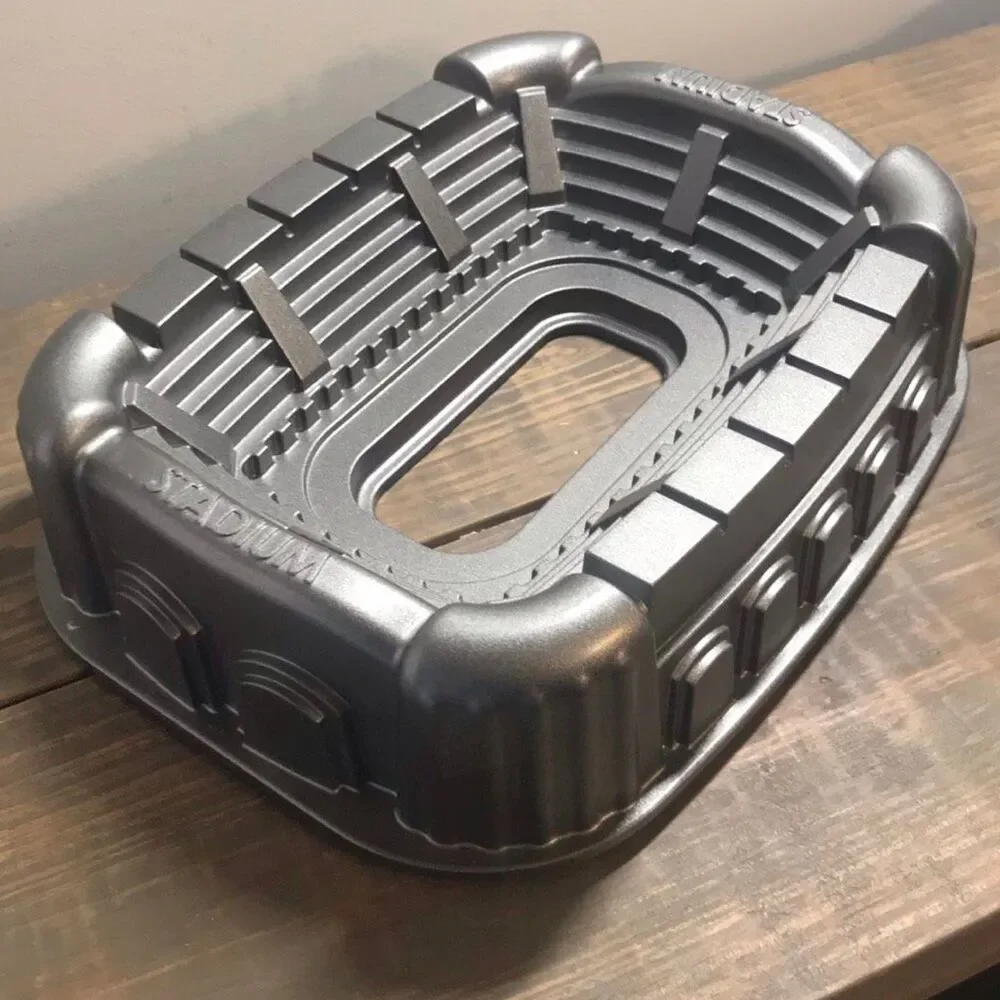Stadium Shaped Silver Metal Cake Pan Easy to Clean 3 in Height